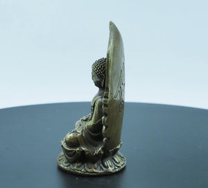 Antique Brass Buddha Statue: Home Decor Ornament (6.5x6x11 cm)