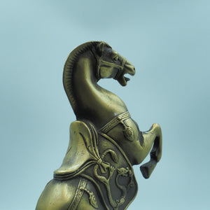 Messing-Pferde-Globus-Ornament: Feng Shui „Erfolg bei Ankunft“ Dekor