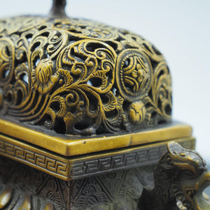 Antique Style Dragon Incense Burner: Pearl Ornament with Storage