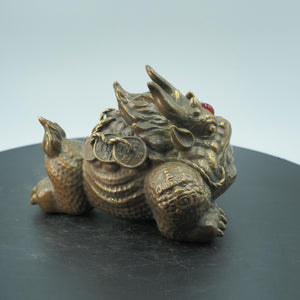 Brass Money Toad Statue: Feng Shui Wealth Charm, Home Decor