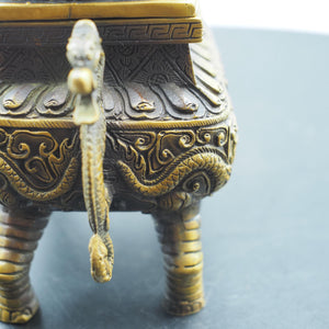 Antique Style Dragon Incense Burner: Pearl Ornament with Storage