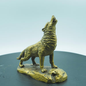 Pure Copper Golden Roaring Grey Wolf Totem Figurine, Creative Brass Wolf Ornament