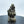 Messing-Daruma-Buddha-Statue: Kupferskulptur auf Felsen, Exquisite Handwerkskunst
