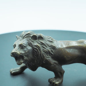 Solid Copper Male Lion Ornament, Exquisite Craftsmanship Living Room Decoration