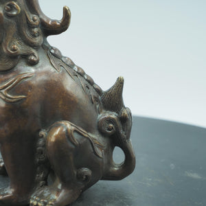 Antik messing Suanni løve statue: Hjemmebeskyttelse og rigdomsornament