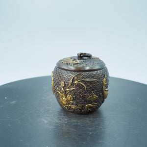 ヴィンテージ真鍮金メッキ鯉茶缶、小物収納ジャー、防湿・防虫容器